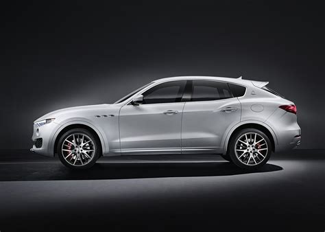 New Maserati Levante 2023 2.0T GT Hybrid Photos, Prices And Specs in UAE