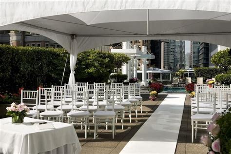 Fairmont Waterfront Vancouver | Bookonline.com