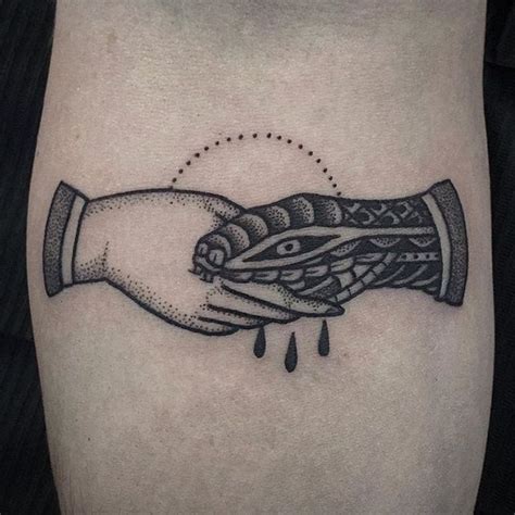 80 + Trust No One tatoeages en ontwerpen | Steve Walton's