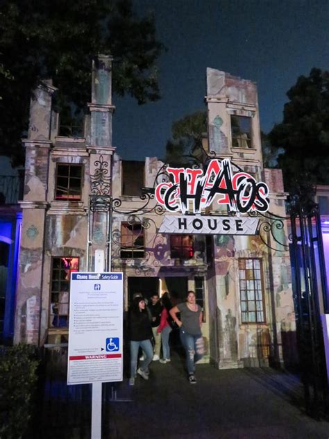 MiceChat - Features, Great America - Halloween Haunt Opens at California's Great America