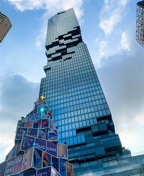 MahaNakhon Skywalk in Bangkok: Walking on Air - Go To Thailand | Bangkok, Thailand hotel, Thailand