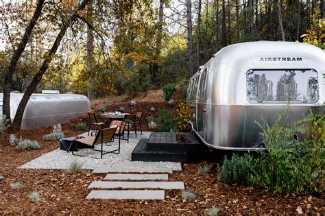 Airstream hotel luxury campground opens near Yosemite - Curbed SF