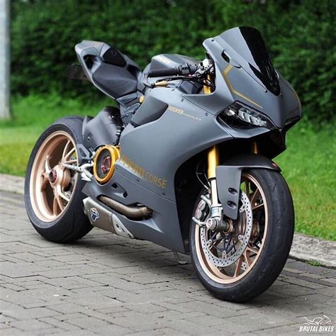 714 Likes, 1 Comments - SuperSport Motorcycles (@brutal_bikes) on Instagram: “Stunning ...