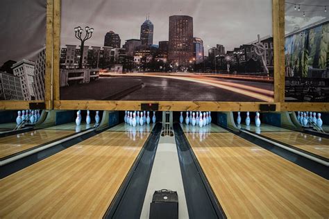 pinheads bowling alley colorado springs - Voluminous Weblogs Photography