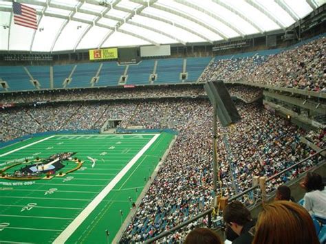 The Silverdome, Old Detroit Lions Stadium | Nfl stadiums, Michigan fun ...