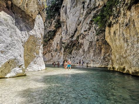 Perfect day in Acheron River - We wander the world