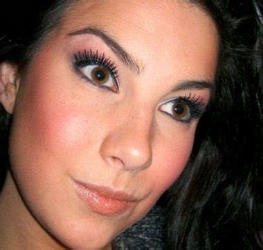 False Eyelash Tutorial - YouTube