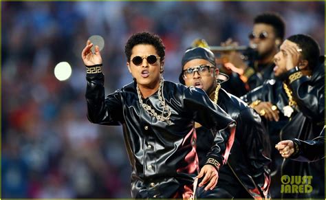 Bruno Mars: Super Bowl Halftime Show 2016 Video - WATCH NOW!: Photo ...