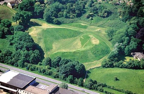 History of Cirencester Amphitheatre | English Heritage