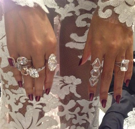 Beyoncé's Massive Diamond Rings at the 2014 Grammys | PriceScope