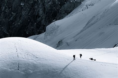 People in The Alps Photography_12 – Fubiz Media