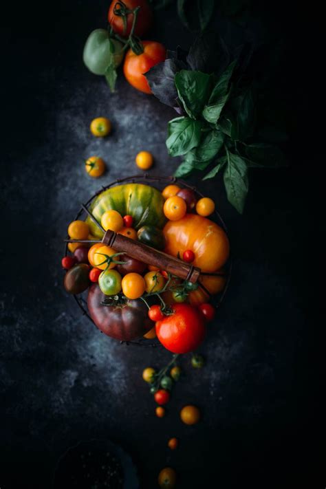 colorel11: “via ” | Vegetables photography, Dark food photography, Beautiful food photography