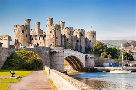 12 Most Beautiful Castles in the UK - Must-See Castles in the United ...