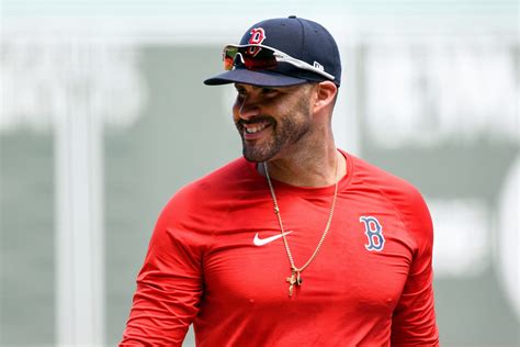 Red Sox: J.D. Martinez shows signs of breaking out of spring slump