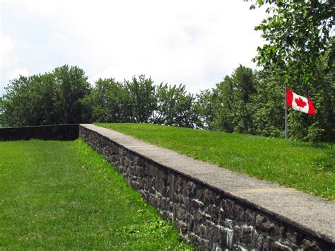 The World of Gord: Walking the Wall of Old Quebec City