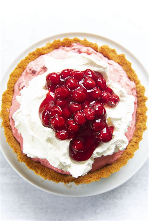 Cherry Cheesecake Jello Pie with Graham Cracker Crust