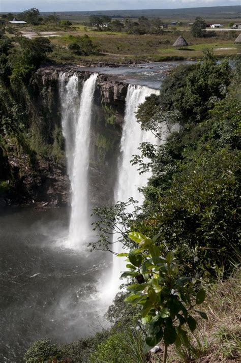 La Gran SabanaSHOuTography | Waterfall, Scenery, Nature