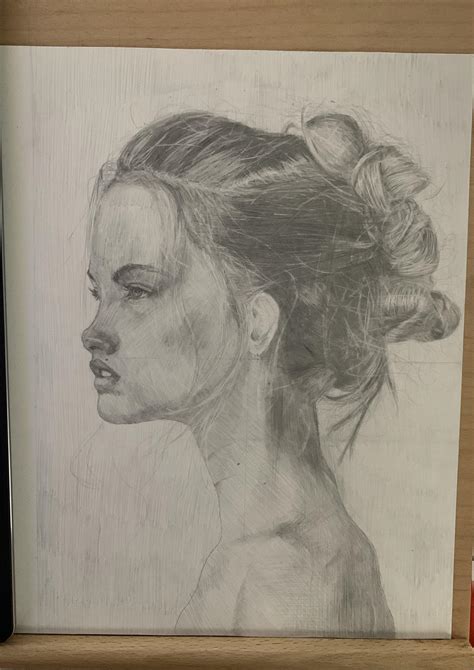 Graphite portrait drawing I did this summer : r/drawing