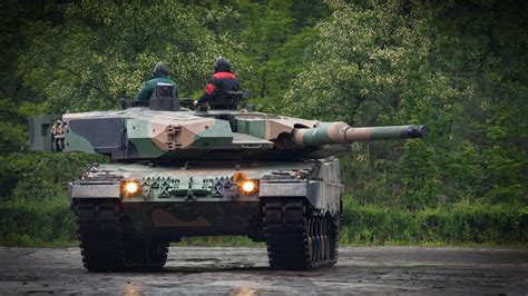 Polish Army Receives First Upgraded Leopard 2PL Main Battle Tanks - MilitaryLeak.COM