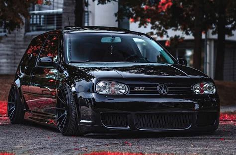 VOLKSWAGEN GOLF / R / GTI - VEHICLE GALLERY