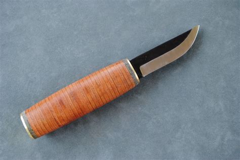 The Coffey Shop....: Leather Handled Puukko