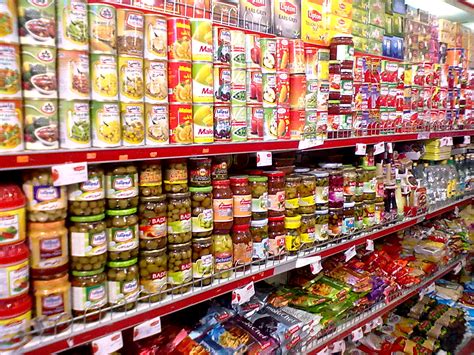 Intercultural grocery shopping - Language on the Move