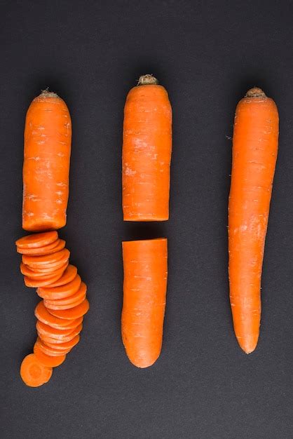 Stages of cutting carrot | Free Photo