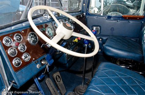 Kenworth W900a Interior