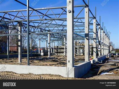 Steel Frame Building Image & Photo (Free Trial) | Bigstock