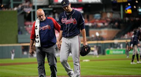 Braves Game 1 starter Charlie Morton exits with right ankle injury