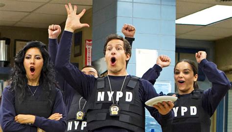 Brooklyn Nine-Nine - Plugged In