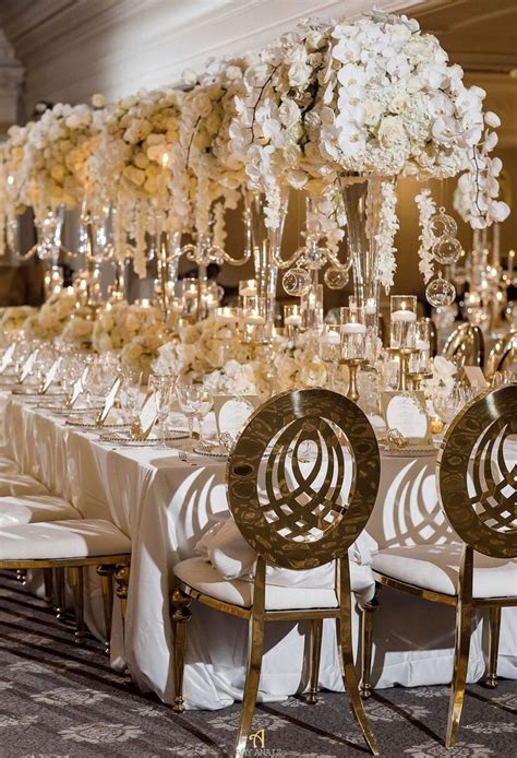 white and gold wedding theme ideas - Of Moment Weblog Art Gallery