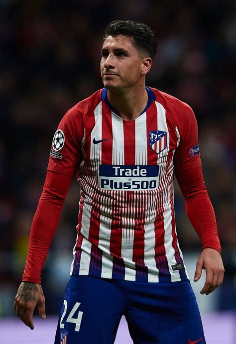 MADRID, SPAIN - NOVEMBER 06: Jose Maria Gimenez of Atletico de Madrid ...