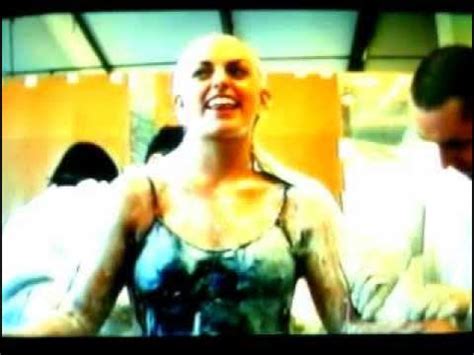 The Descent: Behind the scenes Horror movie - YouTube