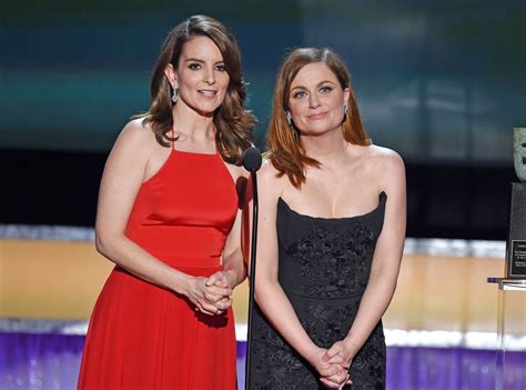 Why We Missed Tina Fey and Amy Poehler at the SAG Awards - E! Online - UK