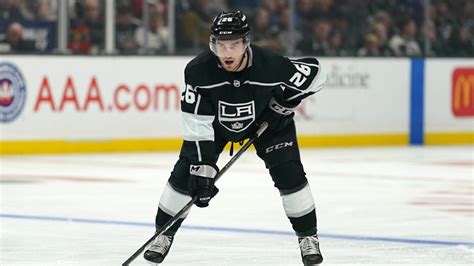 L.A. Kings re-sign Sean Walker for four years, $10.6 million | Yardbarker