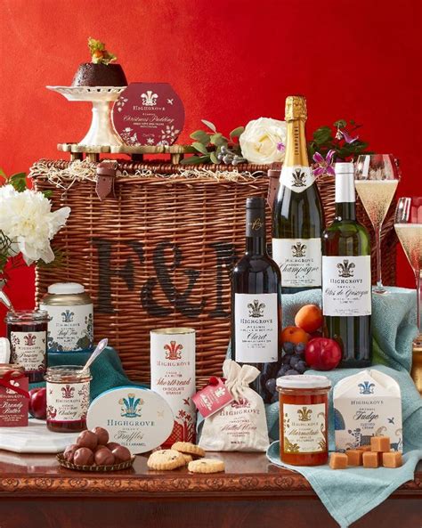 These are the best luxury hampers to open this Christmas | Gentleman's ...