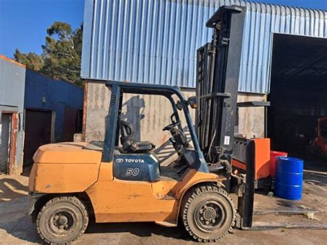 Toyota 7 Series forklifts for sale in South Africa - AutoTrader