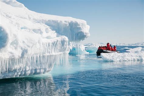 Iceberg vs Glacier: Learn the Difference Between Glacier and Iceberg | Poseidon Expeditions