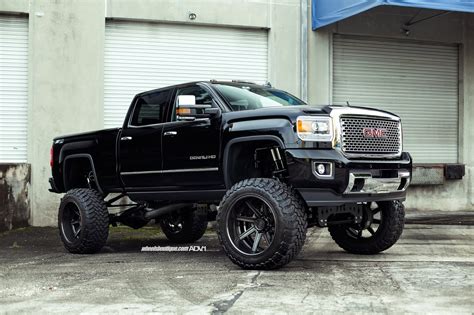 The Truck You've Always Wanted - GMC Sierra HD with a King Size Lift ...