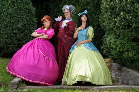 Lady Tremaine, Anastasia and Drizella from Cinderella | Lady tremaine, Anastasia and drizella ...