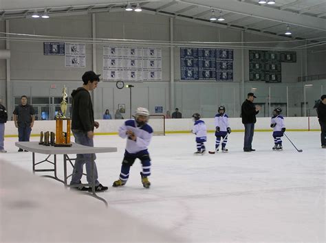 PB250200 | Livonia Blues @ Mite Maple Leafs 2:5 Eddie Edgar … | Flickr