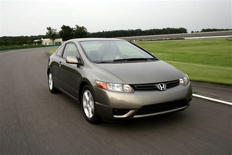 Honda Civic Gas Mileage: Engine Tech Drives Fuel Efficiency ...