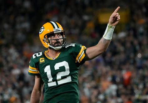 Aaron Rodgers Won't Wear No. 12 With Jets, Despite Namath Blessing ...