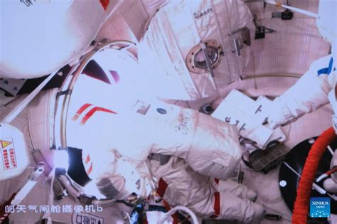 Shenzhou-18 crew members complete first spacewalk-Xinhua