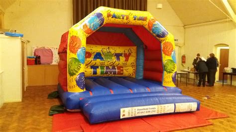 Bouncy Castle New and Second Hand (UK ONLY)