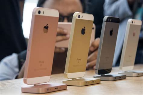 Apple starts selling ‘Made in India’ iPhones on trial basis - Livemint