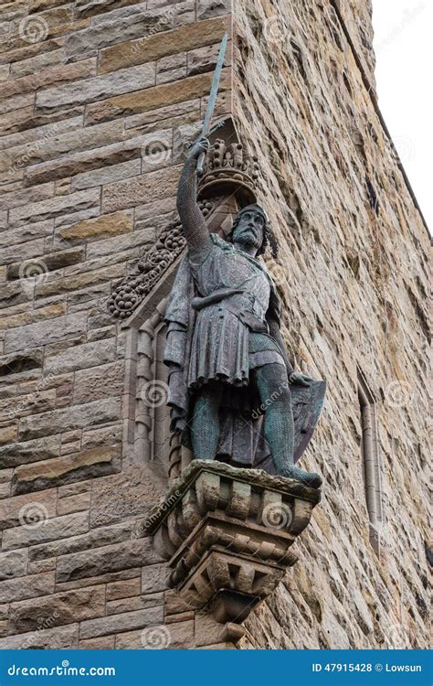 William Wallace Statue at the National Wallace Monument in Stirling, Scotland Stock Photo ...