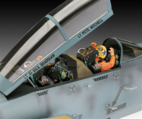 Revell Top Gun Maverick's F-14A Tomcat Kit | Hobbies