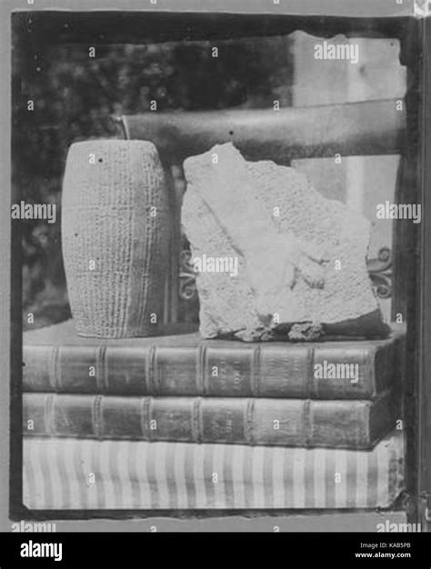 Babylonian artifacts Black and White Stock Photos & Images - Alamy